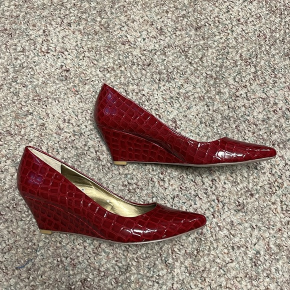 Nine West wedge heel patent shoes - Picture 4 of 6